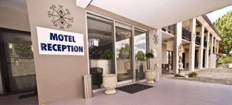 贝拉维斯塔汽车旅馆(Bella Vista Motel)图片