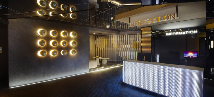 一溪幻月酒店(成都高新金融城地铁站店)图片
