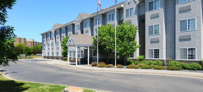 布卢明顿MSP机场麦客达温德姆酒店(Microtel Inn & Suites by Wyndham Bloomington MSP Airport)图片