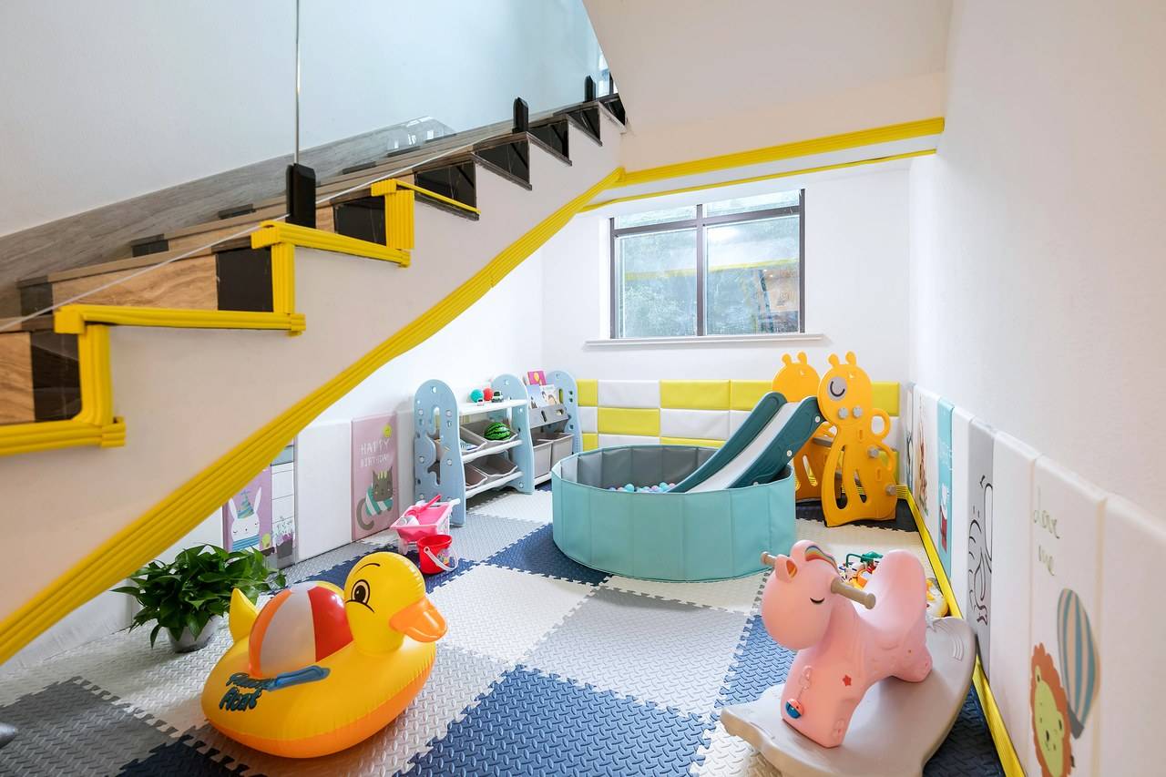 莫干山陌舍予家·溯溪亲子泳池民宿(湖州西塞山店)图片