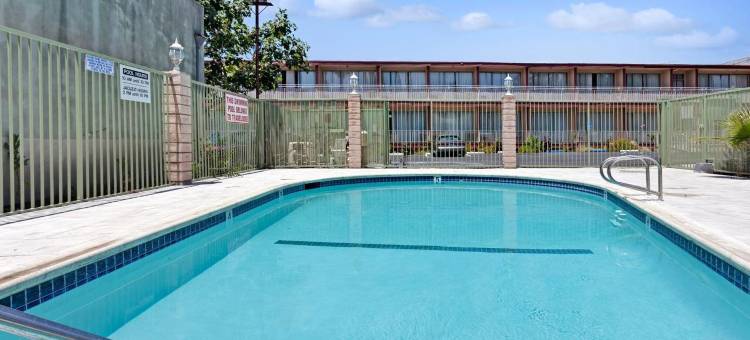 Travelodge by Wyndham Pasadena Central图片