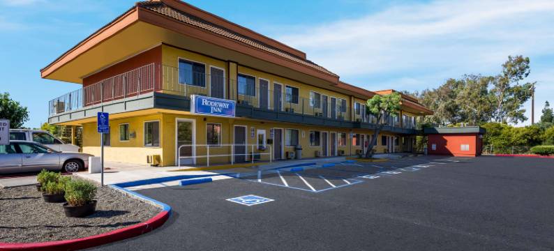 利弗莫尔罗德威酒店(Rodeway Inn Livermore)图片