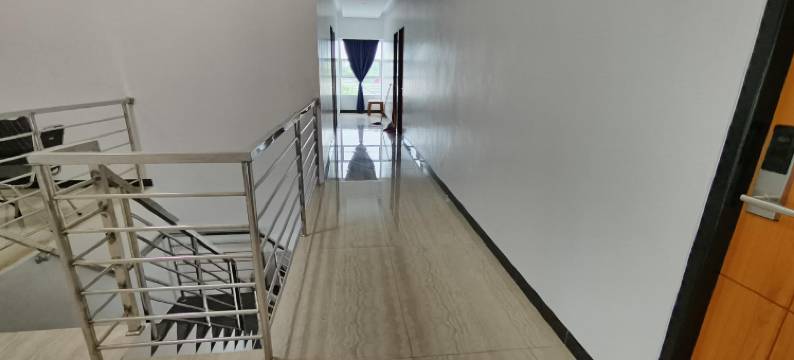 O酒店哈马劳伊斯兰旅馆靠近布罗莫岛步行桥(Hotel O Wisma Hamalau SyariahNearPulau Bromo Pedestrian Bridge)图片