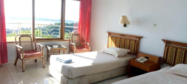 布吉特克那利酒店和餐厅(Bukit Kenari Hotel & Restaurant)图片