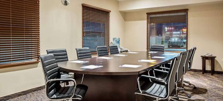 阿尔伯特亲王温德姆华美达酒店(Ramada by Wyndham Prince Albert)图片