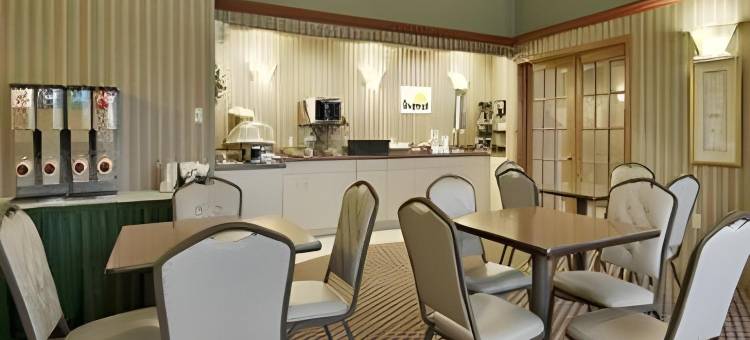 麦迪逊东北/温莎戴斯酒店(Days Inn by Wyndham Madison NE/Windsor)图片