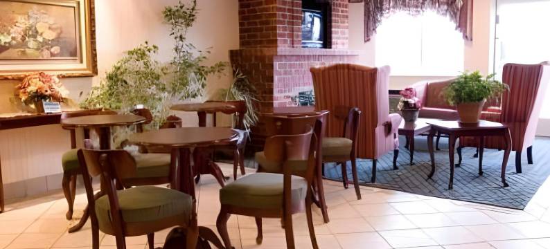 斯勒城戴斯套房酒店(Days Inn & Suites by Wyndham Siler City)图片