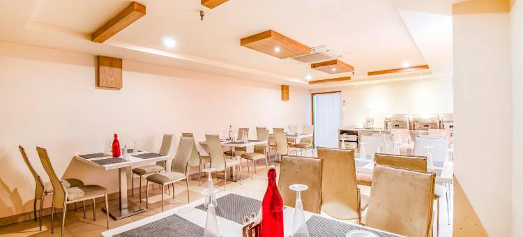 法布酒店尊贵皇家城堡-科印巴托北火车站附近(FabHotel Prime Royal Castle - Nr Coimbatore North Railway Station)图片