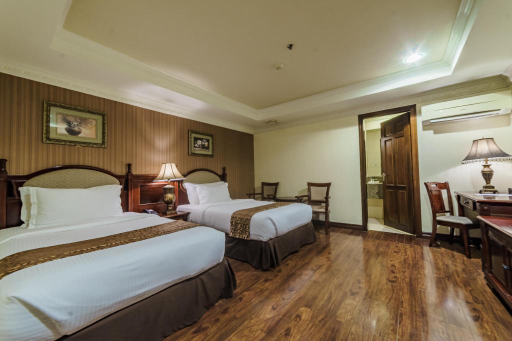 Villa Caceres HotelOver view