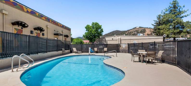 舒适酒店-伊雷卡I-5(Comfort Inn Yreka I-5)图片