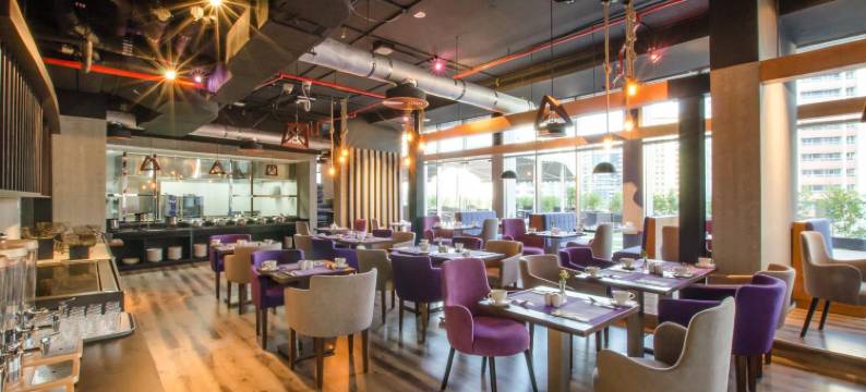 某处酒店公寓(Somewhere Hotel Apartment)图片