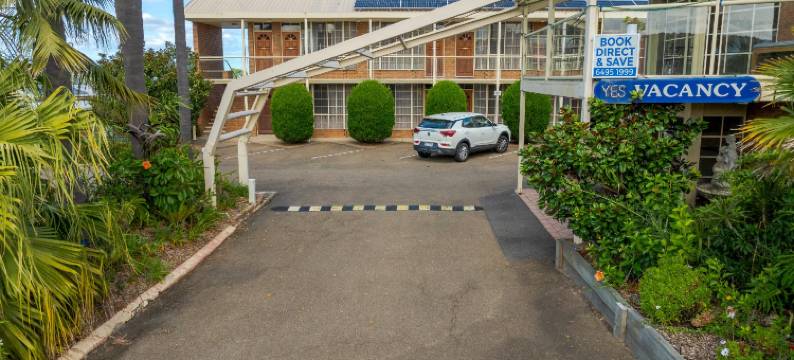 萨派尔海滨旅馆(Sapphire Waters Motor Inn)图片