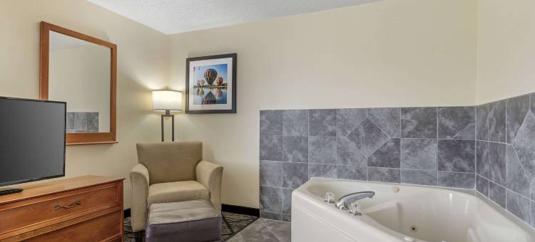 印第安诺拉凯艺酒店(Quality Inn Indianola)图片