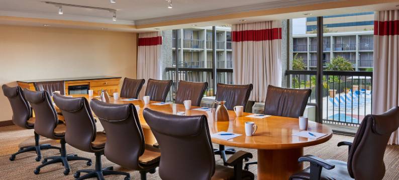 小石城中城福朋喜来登酒店(Four Points by Sheraton Little Rock Midtown)图片