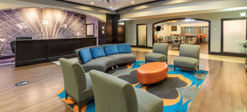 沃斯堡莱克沃思拉昆塔温德姆套房酒店(La Quinta Inn & Suites by Wyndham Fort Worth - Lake Worth)图片