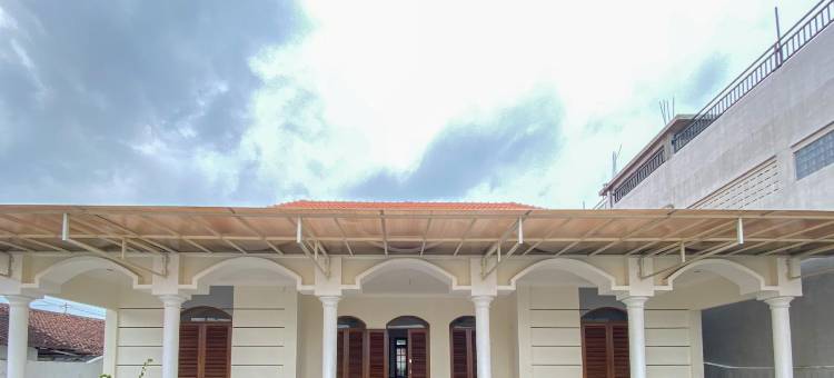 Raden Mansion Jember Urbanview图片