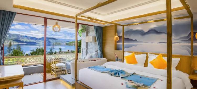 泸沽湖碧云居观云客栈(蒗放码头店)图片