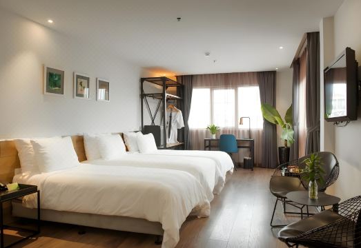 C Central HotelHotel Overview