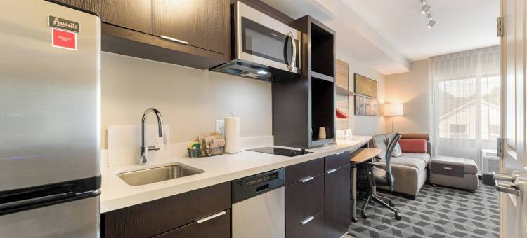 格林斯伯勒体育馆区万豪TownePlace酒店(TownePlace Suites Greensboro Coliseum Area)图片