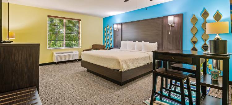克劳福德维尔野木马格努森酒店(Magnuson Hotel Wildwood Inn Crawfordville)图片