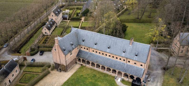 普瑞姬科森多克酒店(Priorij Corsendonk)图片