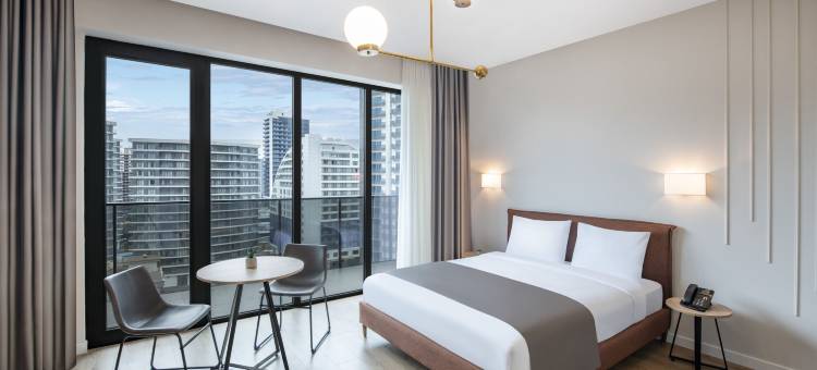 斯台普斯巴统酒店套房(Steps Batumi Hotel & Suites)图片