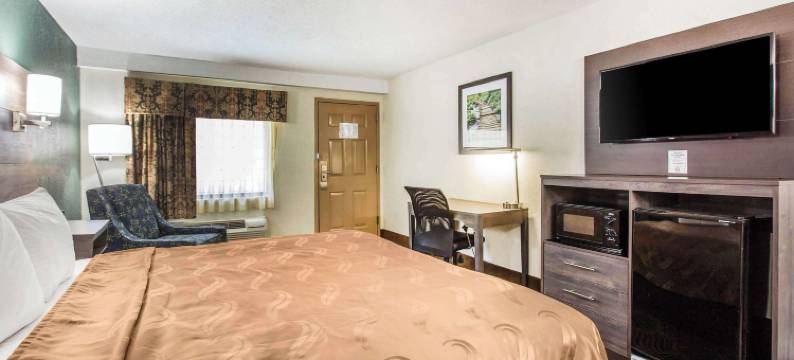 品质酒店黑山-阿什维尔东(Quality Inn Black Mountain-Asheville East)图片