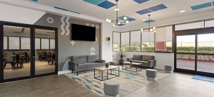 奥兰多市中心开发者旅馆 温德姆Baymont(Baymont by Wyndham Orlando North Millenia)图片