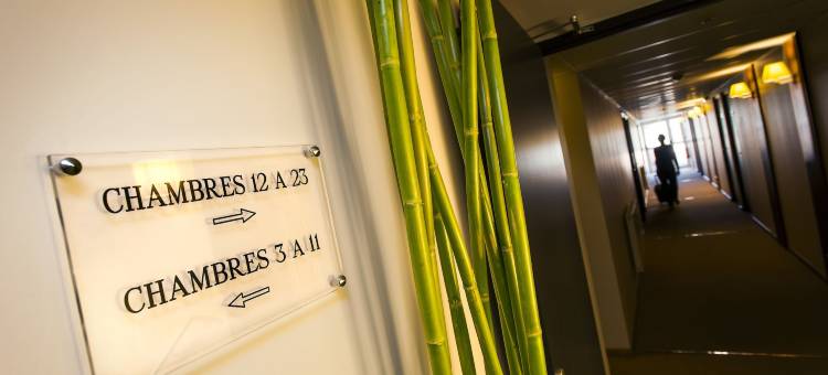 洛吉斯酒店餐厅 Les 2 Rives - A75，河边(Logis Hôtel Restaurant les 2 Rives - A75, en Bordure de rivière)图片