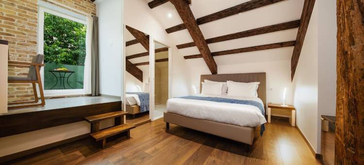 阿祖尔宫豪华客房旅馆(Azur Palace Luxury Rooms)图片