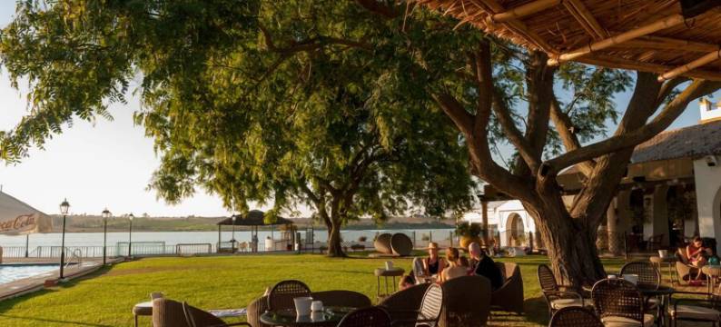 莫林内拉旅馆(Mesón de la Molinera)图片