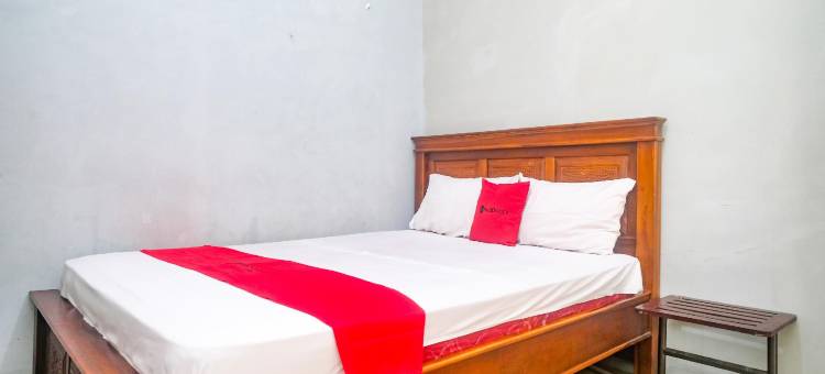 红多兹酒店@科达翁路(RedDoorz @ Jalan Kedawung)图片