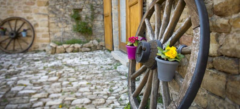 多曼斯和喷泉民宿(Chambres d'hôtes Entre Dolmens et Fontaines)图片