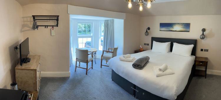 普劳旅馆(The Plough Inn)图片