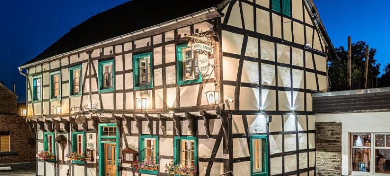 祖姆施万伽尼(Land-Hotel Zum Schwan, Garni 3 E-Ladestationen, Nähe Phantasialand, Nähe Palmenparadies Euskirchen)图片