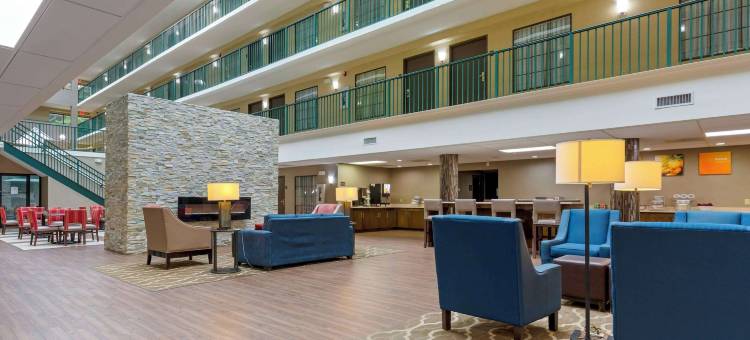 舒适套房酒店-近涅尔波托马克米尔斯(Comfort Suites Near Potomac Mills)图片