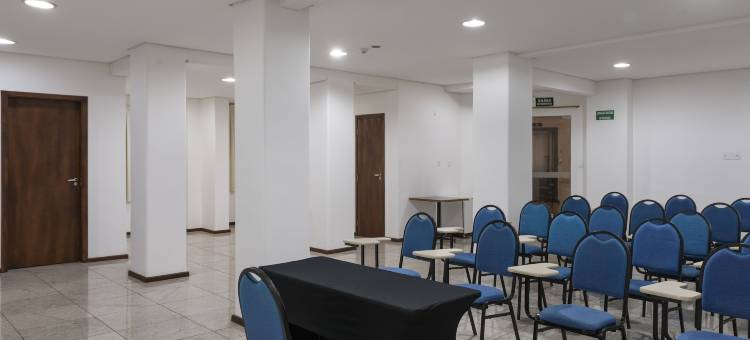 里贝朗普雷托蒙雷阿莱快捷酒店(Monreale Express Ribeirão Preto)图片