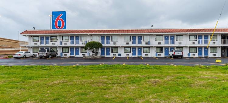 德克萨斯北里奇兰希尔斯 6 号汽车旅馆(Motel 6 North Richland Hills, TX)图片