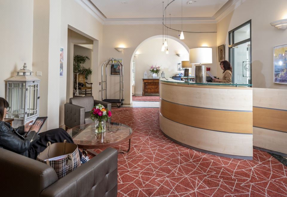 Excelsior Hotel Overview