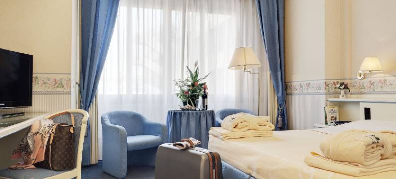 布里斯托尔布加酒店(Hotel Bristol Buja)图片