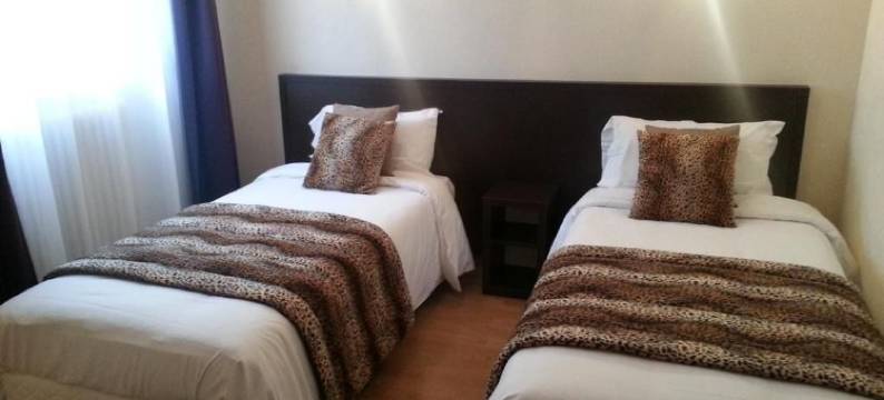 乐查普罗格酒店(Le Chapeau Rouge)图片