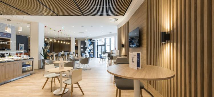 华沙莫科托智选假日酒店(Holiday Inn Express Warsaw - Mokotow)图片