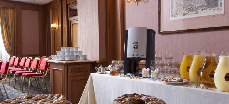 国民酒店(Hotel Nazionale)图片