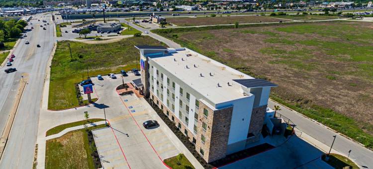 得克萨斯布达 6 号开放式公寓酒店(Studio 6 Buda, TX)图片