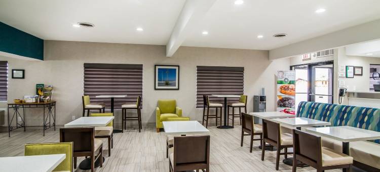 白沙国家公园附近-品质套房酒店(Quality Inn & Suites Near White Sands National Park)图片