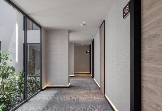 Elements by Marquis Hotel Overview