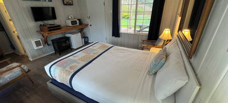 迪恩的海滨旅馆(蒂利库姆海滩汽车旅馆)(Tillicum Beach Motel - Formerly Deane's Oceanfront Lodge)图片