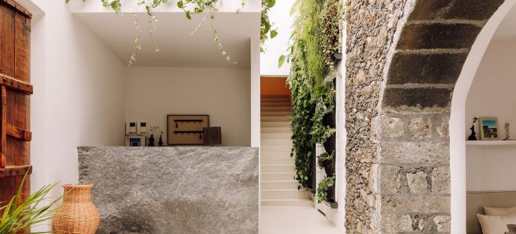 白色专享套房别墅酒店(WHITE Exclusive Suites & Villas)图片