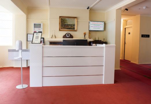 Linaker Motel Hotel Overview