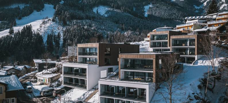 阿文尼达塞尔阿姆湖的尼古拉斯(Nikolaus by Avenida Zell am See)图片